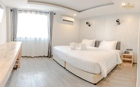 Peppy Hotel-Pepperyhills Hotel